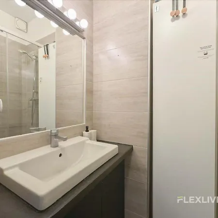 Immeuble Lamarck Hotel *