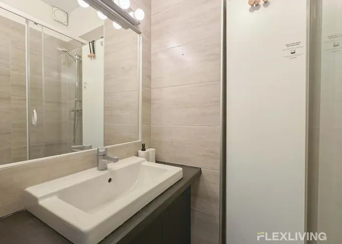 Ferienhaus Flexliving - - Lamarck Paris